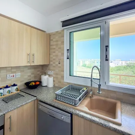 דירה Family With Pool Sleeps 6 *